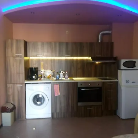 Private In Sunny House Family شقة *